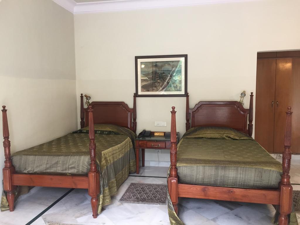 Barwara Kothi Hotel Jaipur Room photo